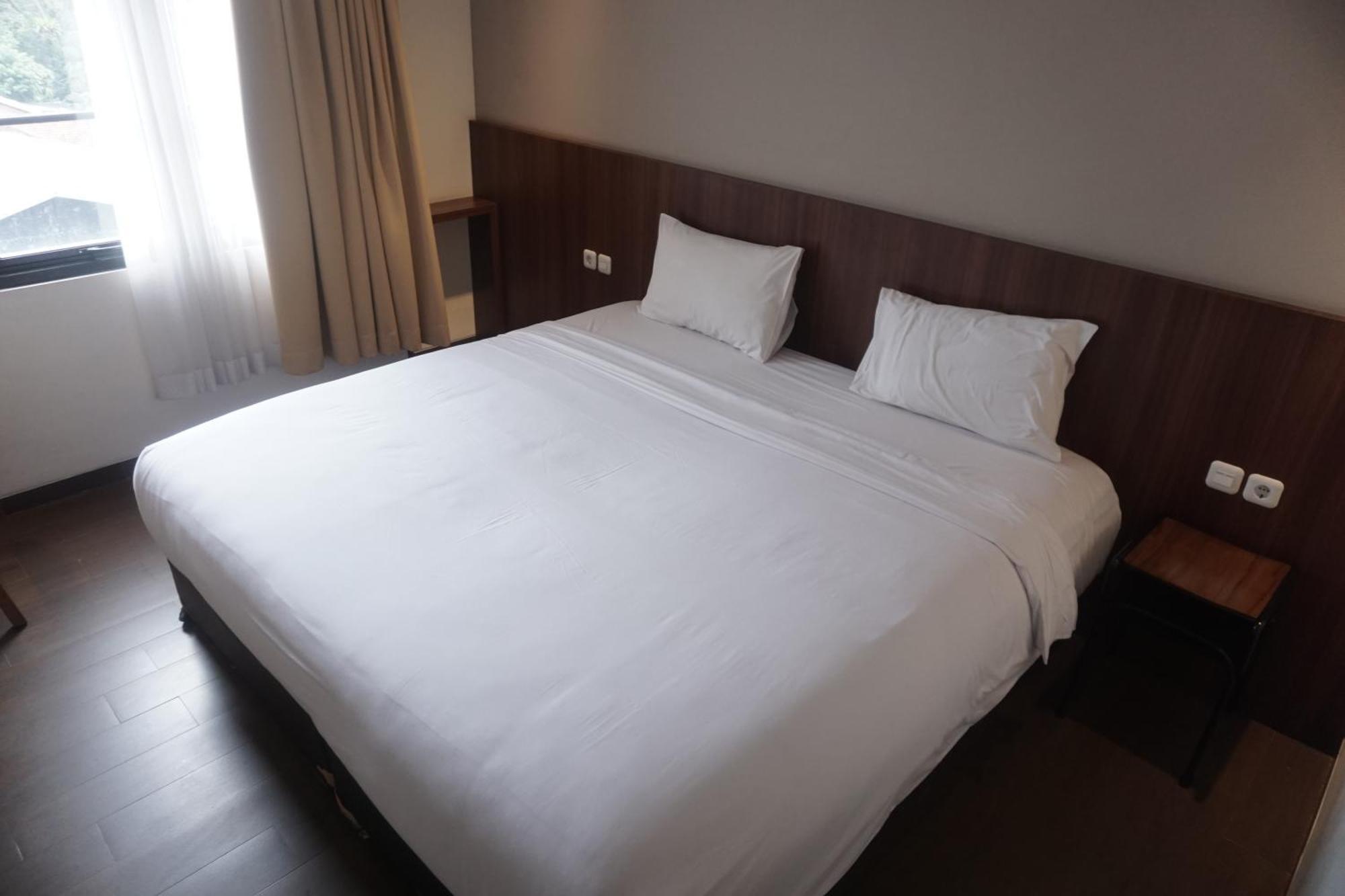 Bianco Costel Hotel Bogor Exterior photo